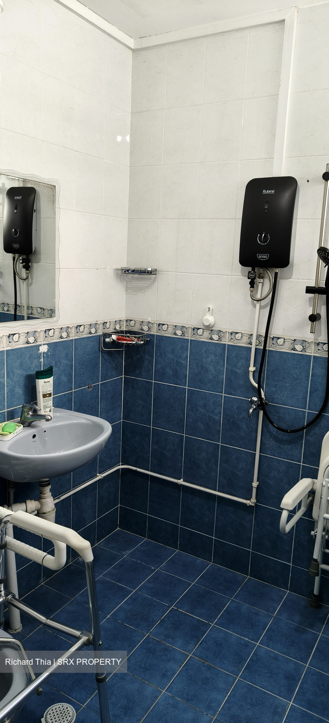 Blk 711 Bedok Reservoir Garden (Bedok), HDB 5 Rooms #546098331